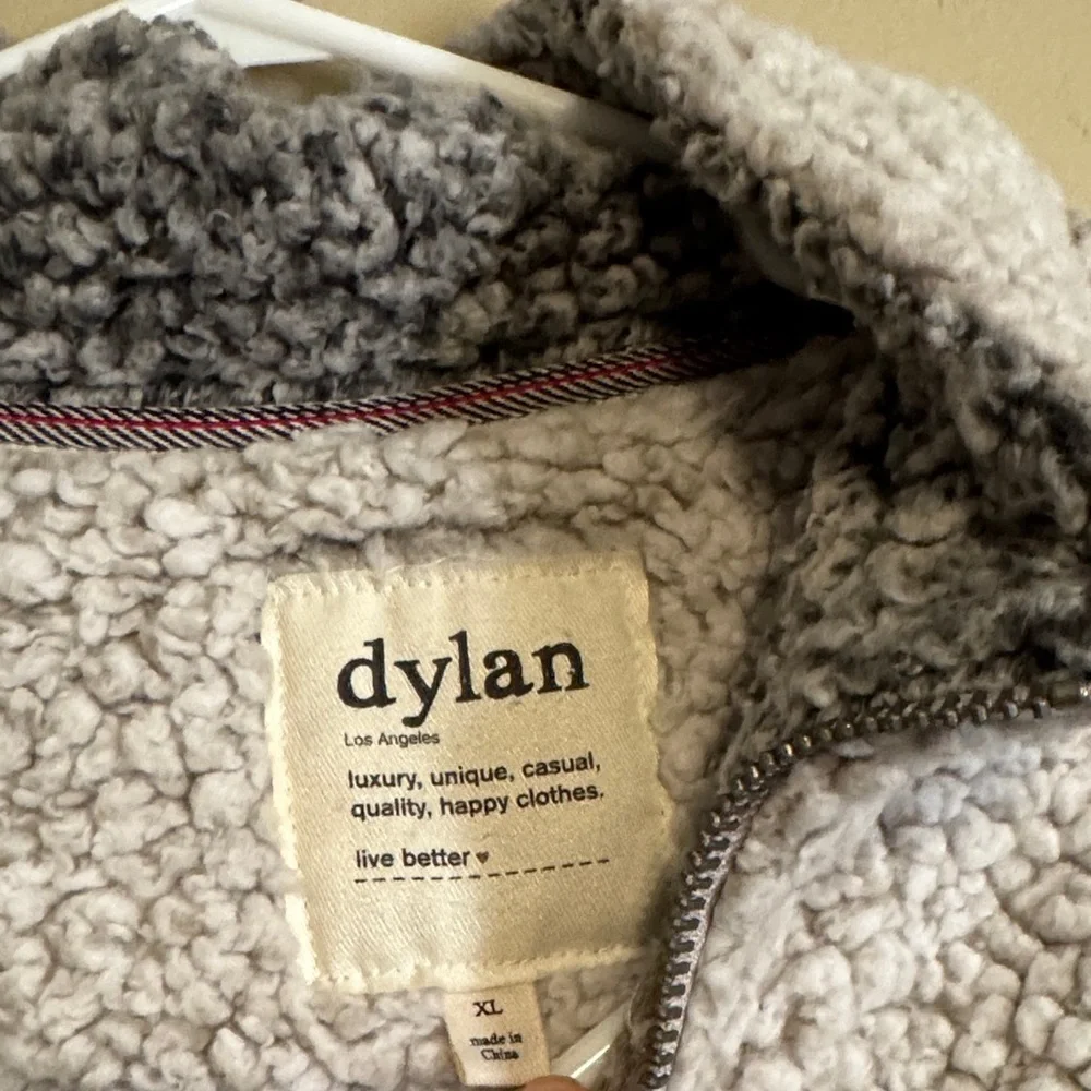 Dylan Light Gray Sherpa Fleece Pullover - Picture 2 of 6